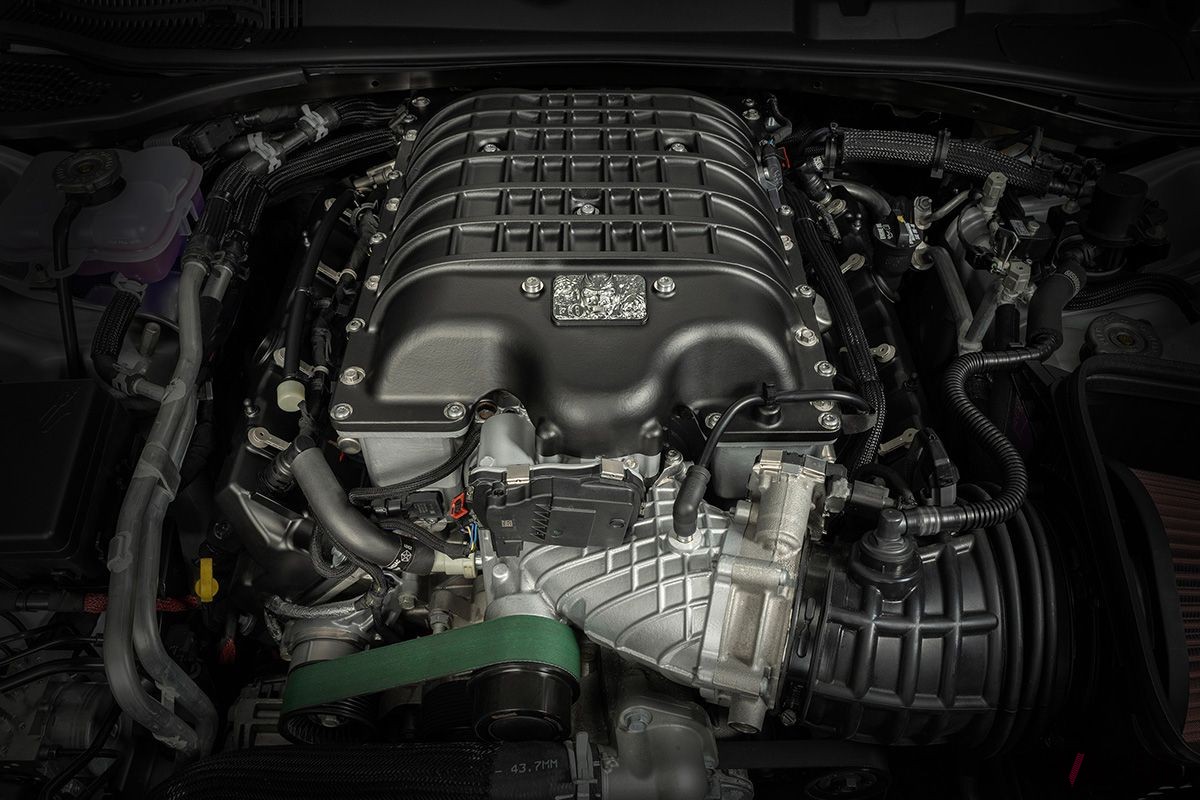 ダッジ新型「チャレンジャーSRTデーモン170」のHEMIエンジン