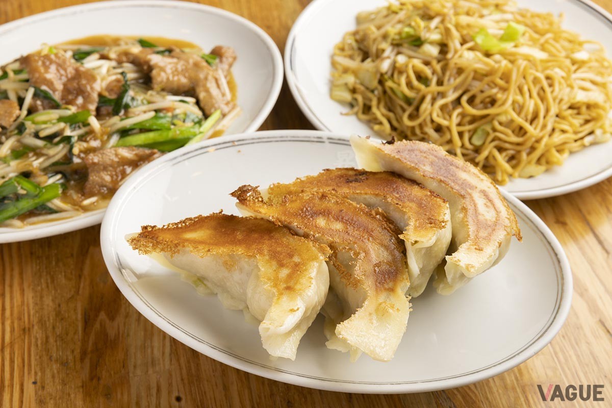 名物メニューそろい踏み