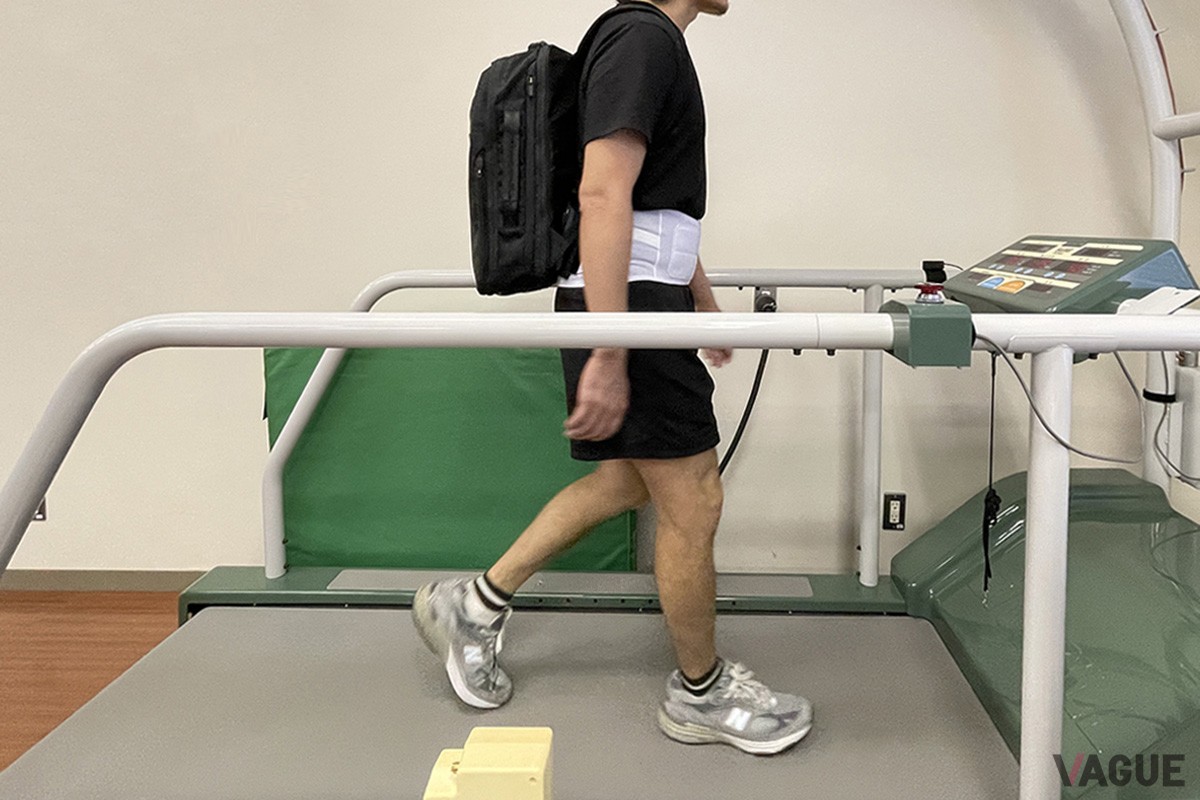 リュックとの擦れによる衣類の摩耗を大幅に低減する腰パッド“ランバームービングシステムライト”を搭載したエース「ガジェタブルLP2」