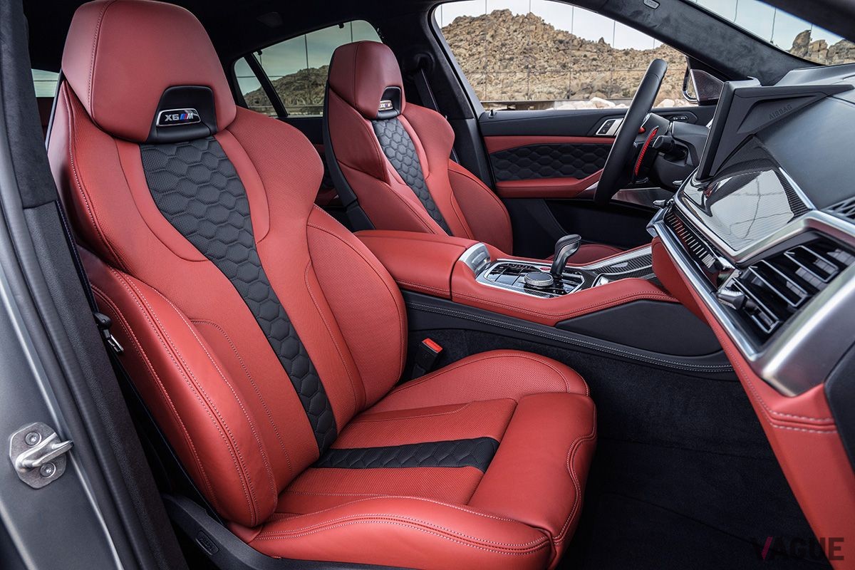 BMW改良新型「X6 Mコンペティション」のインテリア