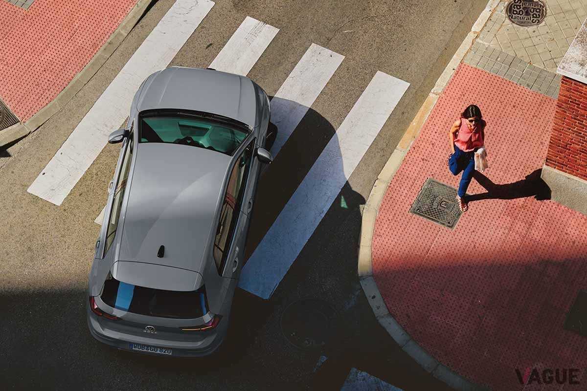 VW「ゴルフ」「ゴルフヴァリアント」に設定された特別仕様車「プレミアムエディション」