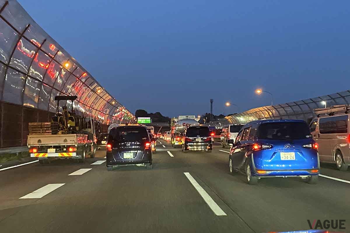 ETC利用率は2025年3月現在で95.3％。つまり高速道路を走行する人のほとんどがETCを使っている