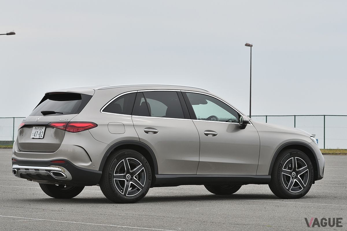2024年は7074台を販売し、輸入車メーカー車モデル別新車登録台数ランキングで2位、輸入SUVではナンバーワンとなったメルセデス・ベンツ「GLC」