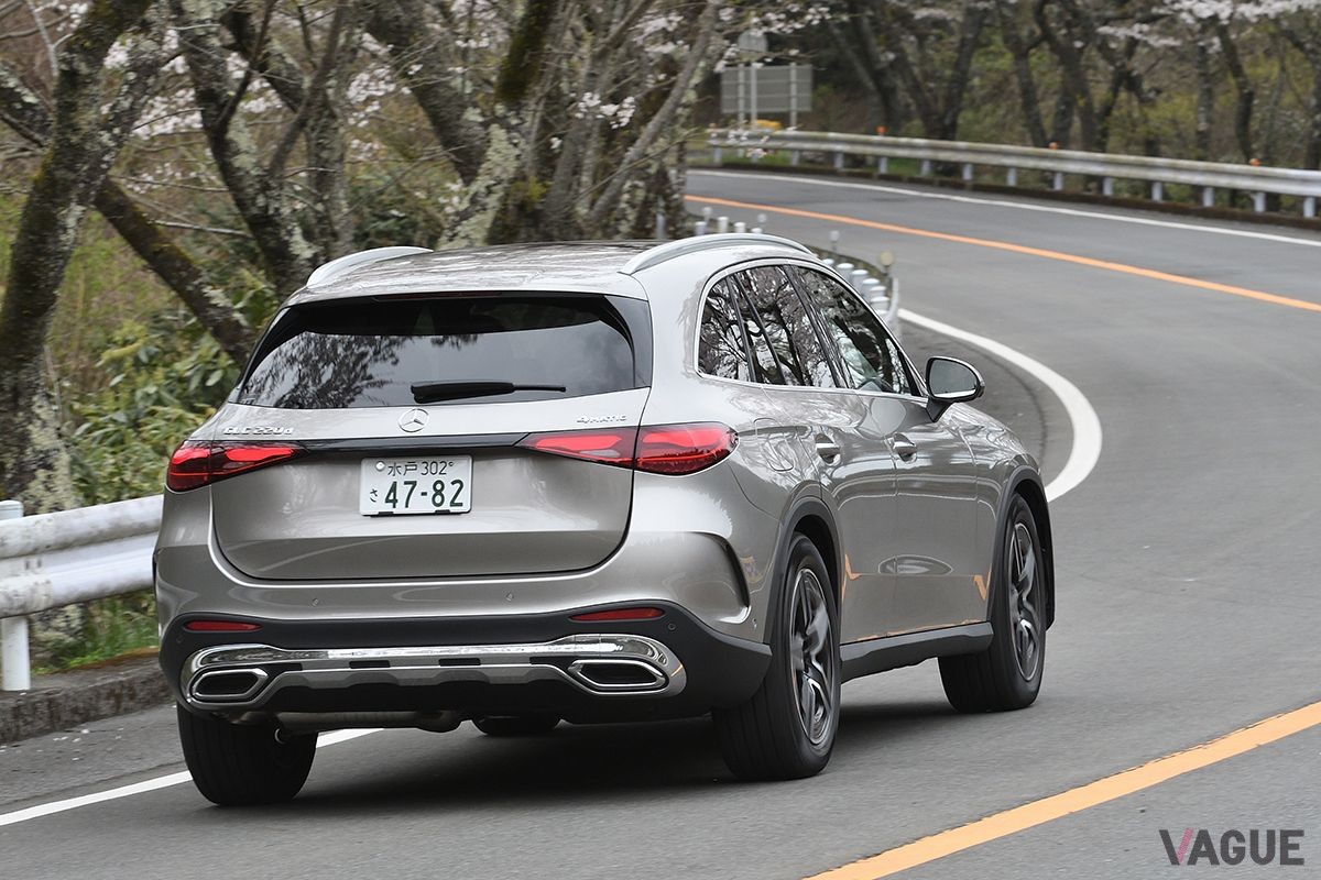 2024年は7074台を販売し、輸入車メーカー車モデル別新車登録台数ランキングで2位、輸入SUVではナンバーワンとなったメルセデス・ベンツ「GLC」