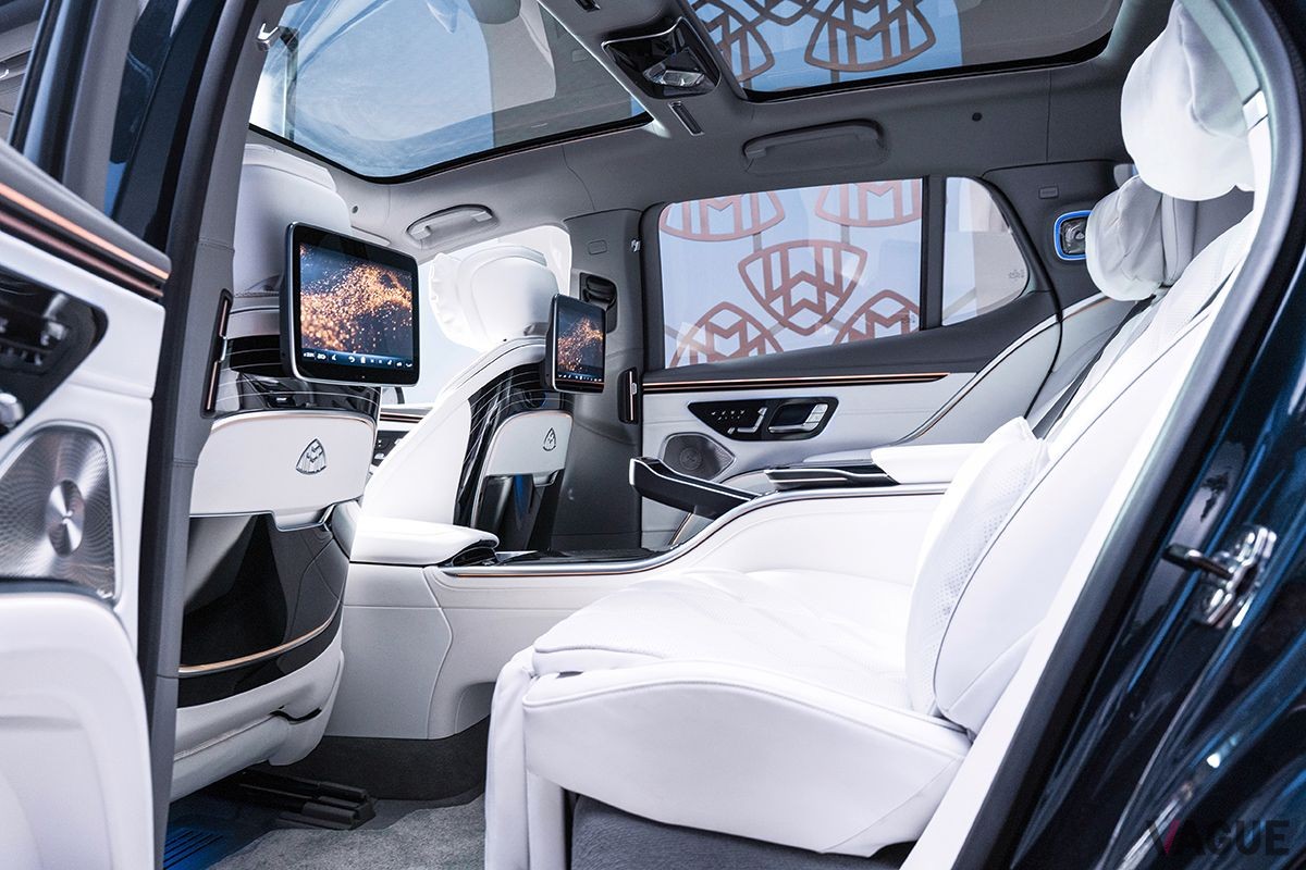メルセデス・マイバッハ新型「EQS SUV」のインテリア