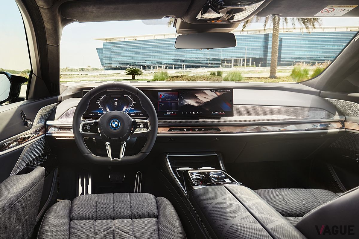 BMW新型「i7 M70 xDrive」のインテリア