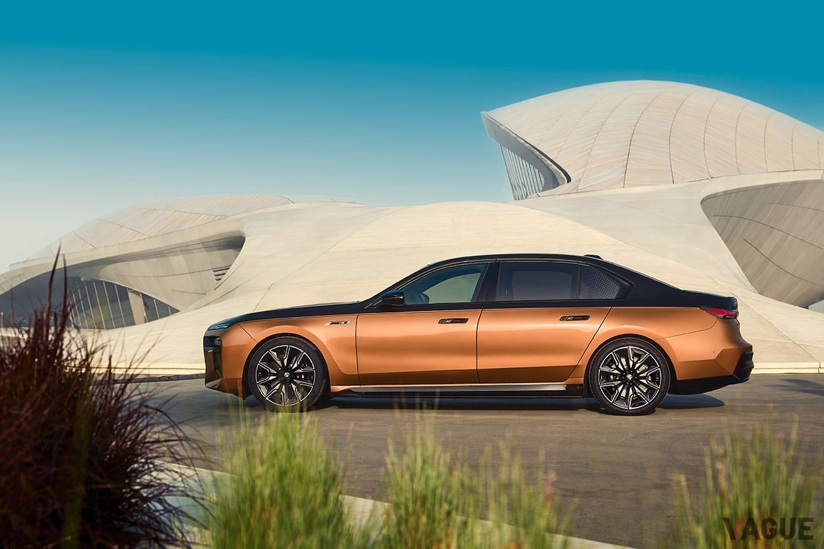 BMW新型「i7 M70 xDrive」