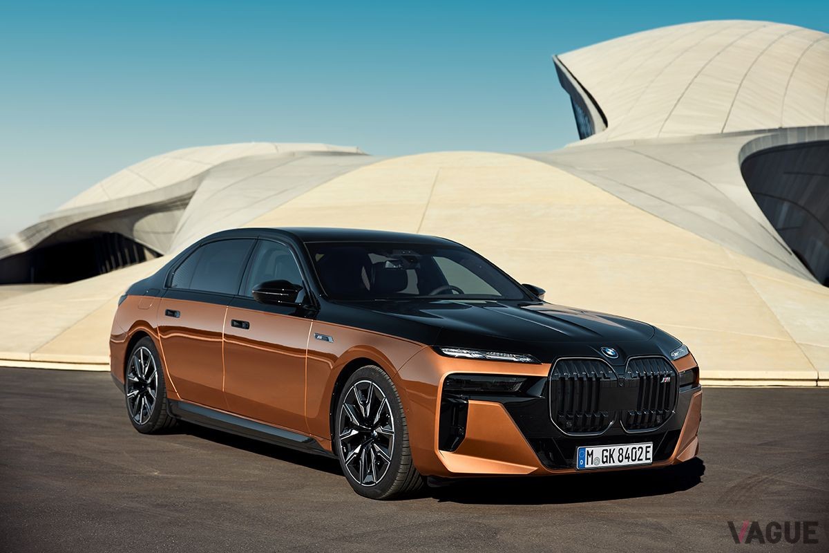 BMW新型「i7 M70 xDrive」