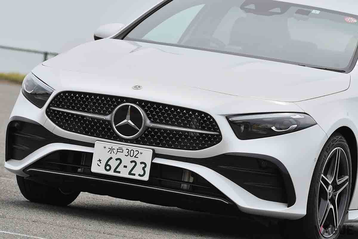 メルセデス・ベンツ改良新型「A180セダン」