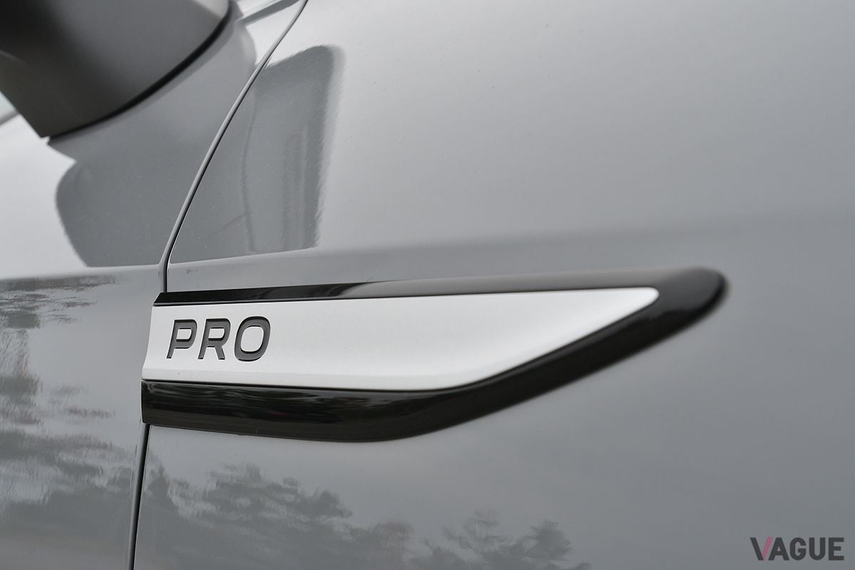 VW新型「ID.4プロ」