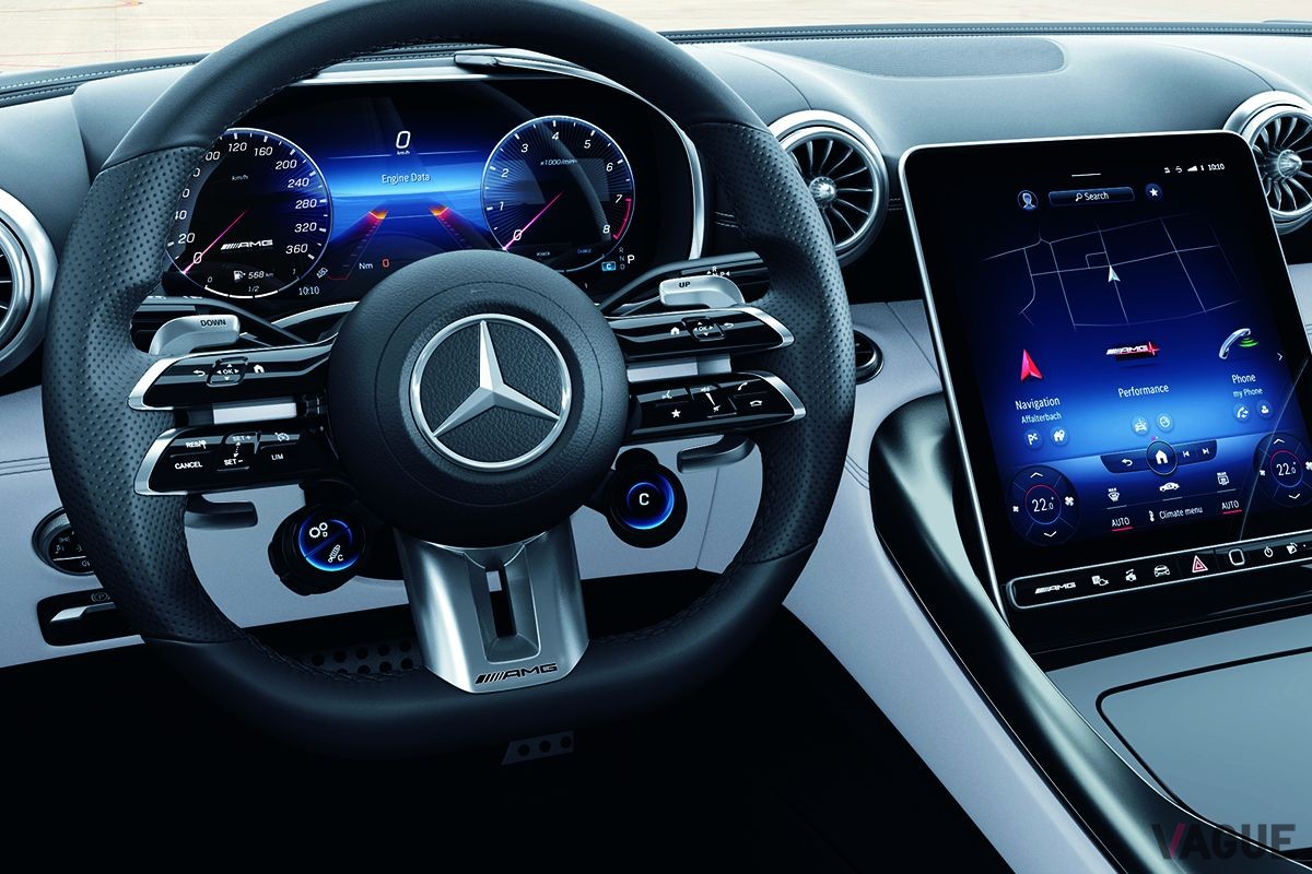 メルセデスAMG新型「SL63 4MATIC＋」のインテリア