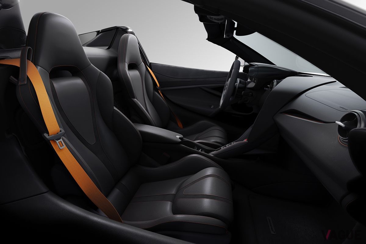 マクラーレン新型「750Sスパイダー」のインテリア