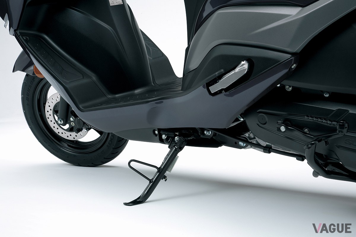 125ccクラスでありながらワンランク上の車格で、コストパフォーマンスにも優れるスズキの新型スクーター「バーグマンストリート125EX」