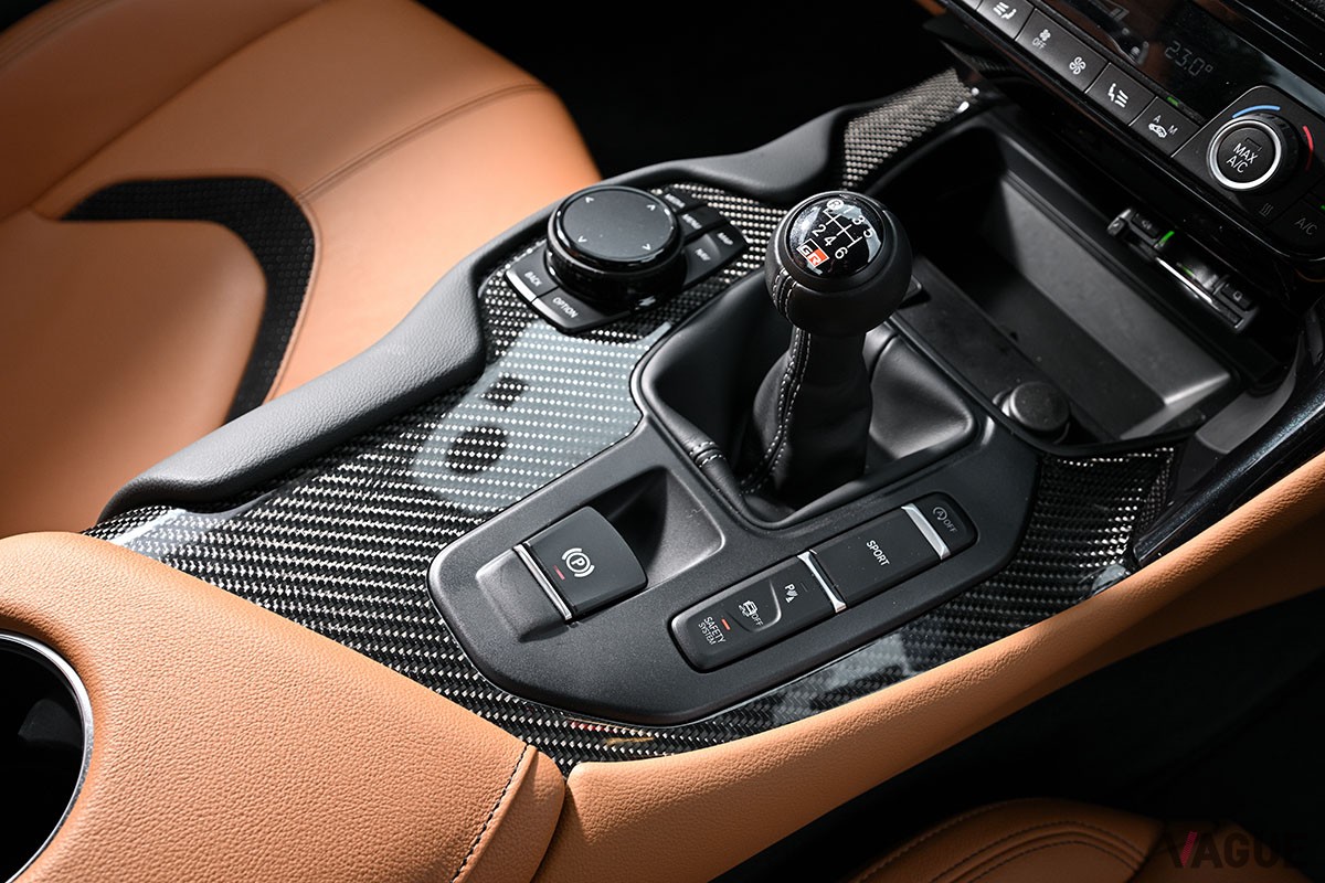 手の内で操る爽快感と限界走行時のダイレクト感が魅力的なMT仕様がラインナップに加わったトヨタ「GRスープラ」