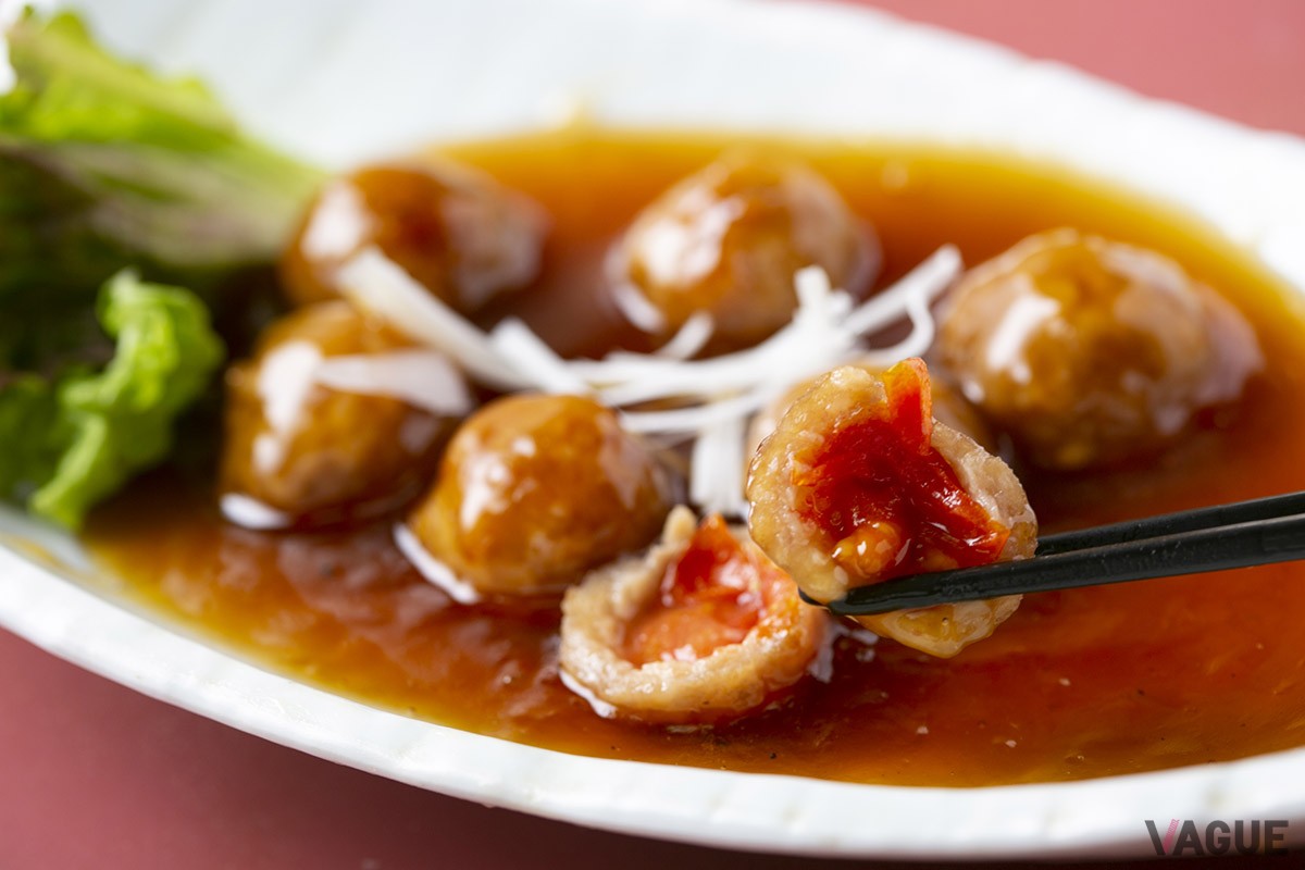 トマトの肉団子600円。肉の旨味とプチトマトの酸味が絶妙！