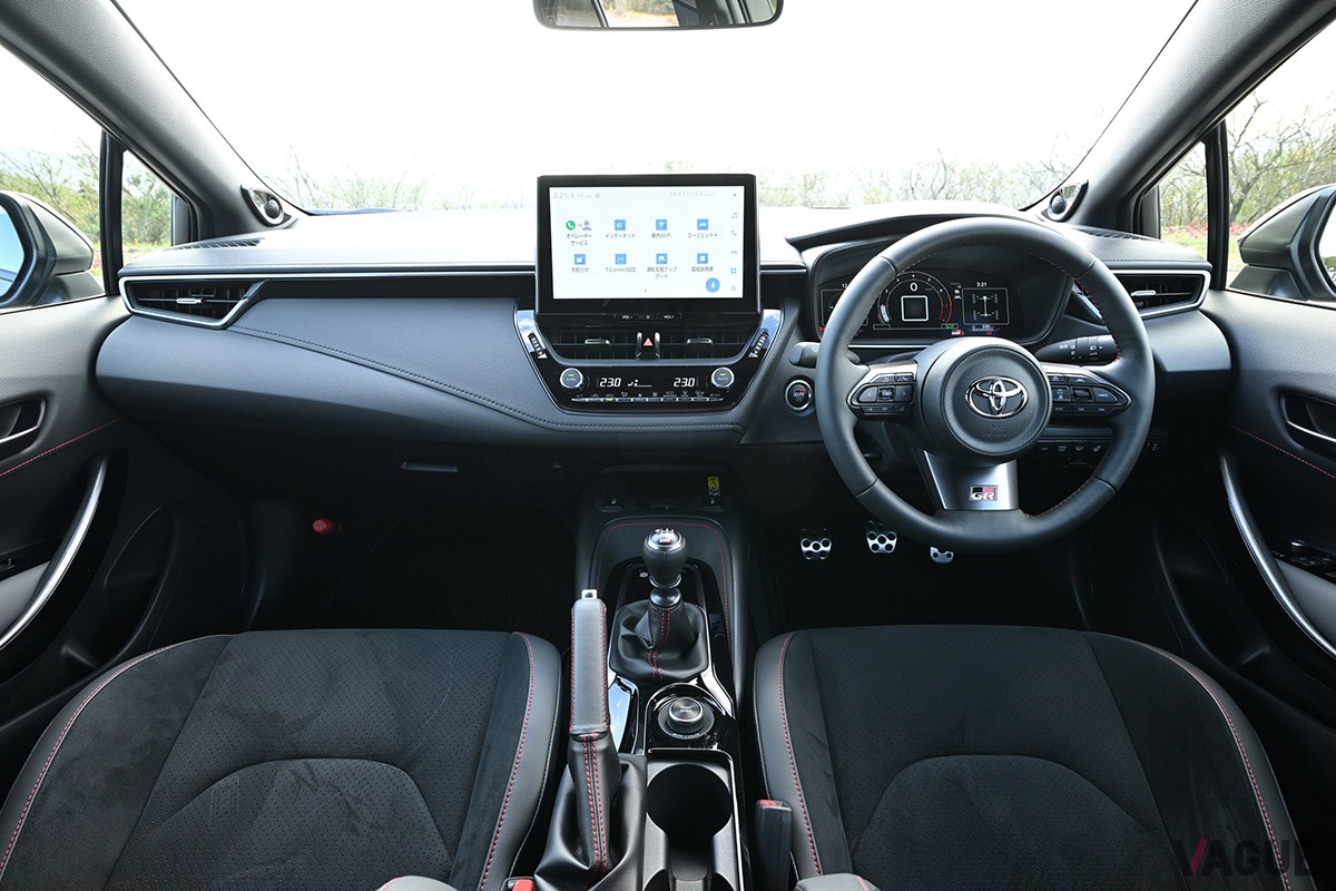 トヨタ「GRカローラ RZ」