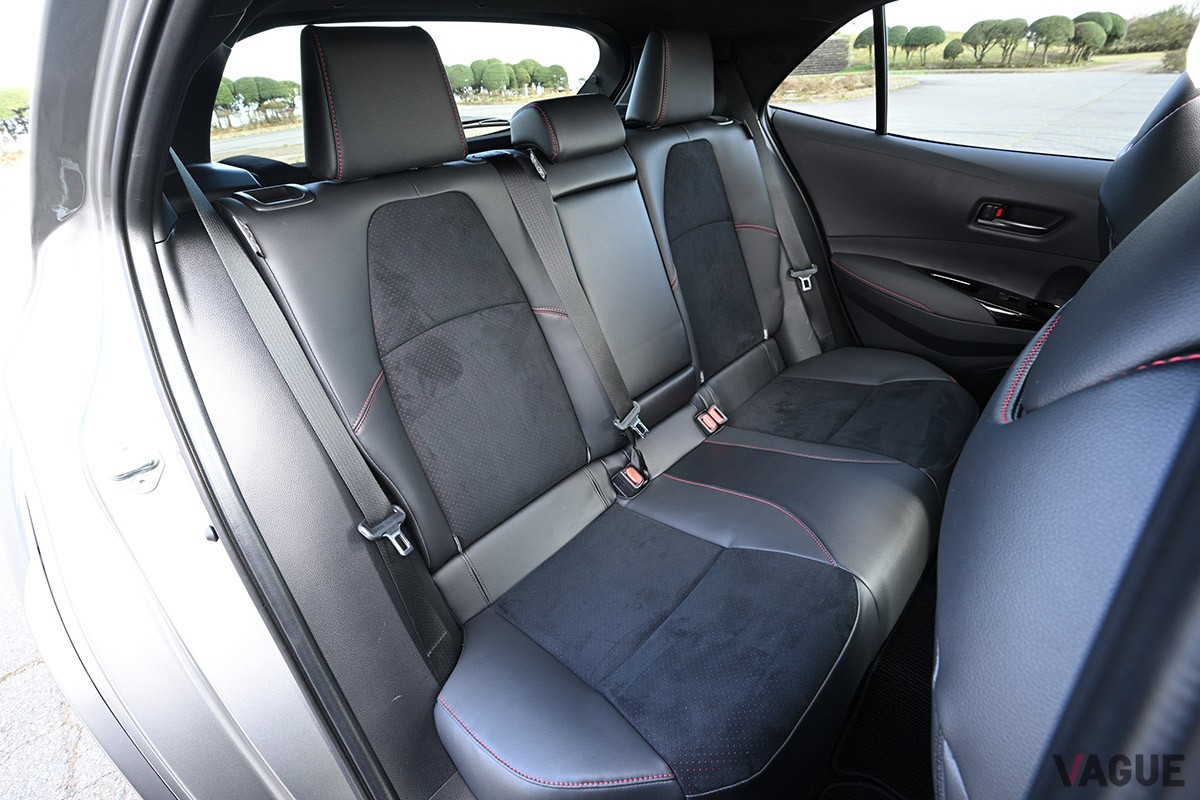 トヨタ「GRカローラ RZ」