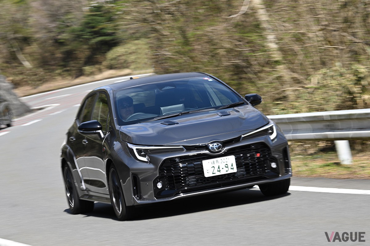 トヨタ「GRカローラ RZ」