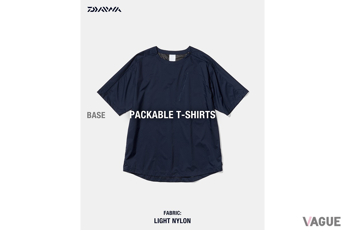 はっ水加工とサイレントコーティングを施した「PACKABLE T-SHIRTS【BASE】」（9900円）。比較的ゆったりしたシルエットとほどよいストレッチ性をもちつつ、濡れにも強く春先の水辺アクティビティで重宝する。