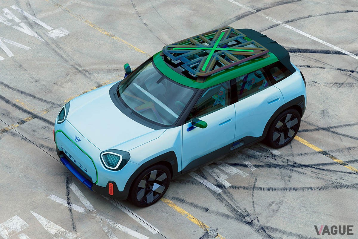 カラーリングのモチーフとなったコンセプトカー“MINI CONCEPT ACEMAN”