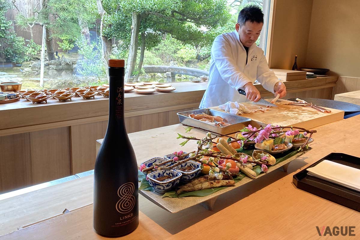 鮮魚店を営む父の背中を見て育った藤井さん。魚を見極める目が確かなのは、お料理をいただけばわかります