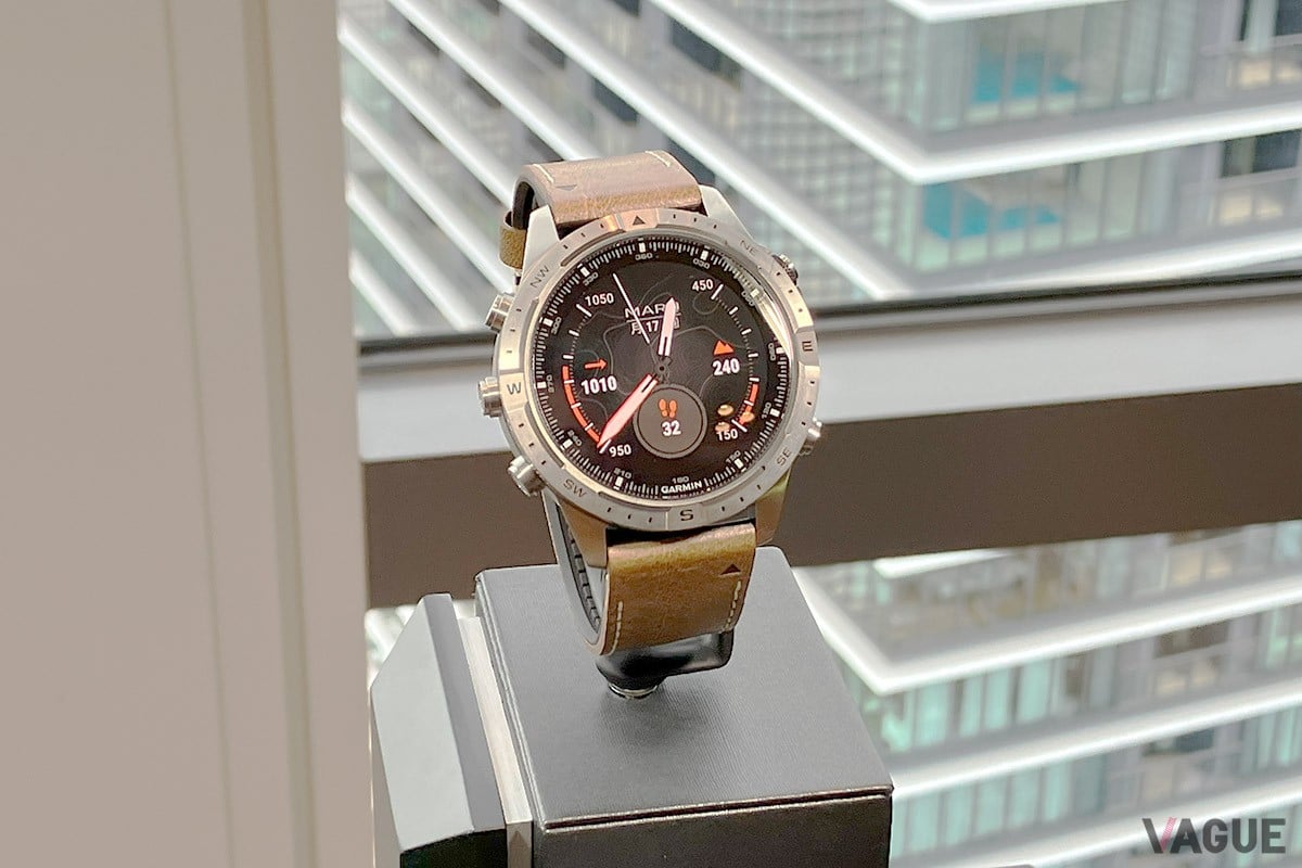 世界の山々を踏破するべく作られた「MARQ Adventurer (Gen 2)」。気圧高度計、電子3軸コンパス、TracBack(R)ルーティング、ClimbProなど、マルチバンドGPSを含むナビゲーション機能を内蔵