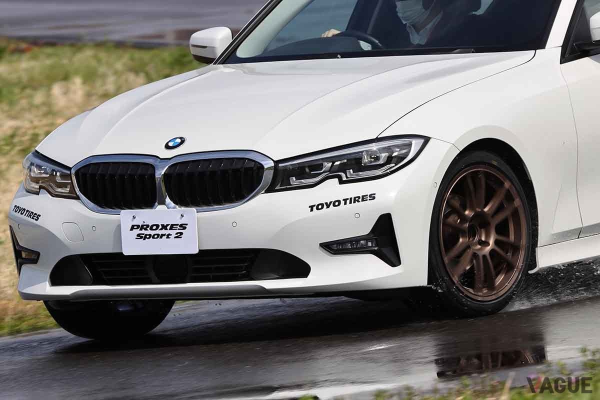 トーヨータイヤ「プロクセス・スポーツ2」を装着したBMW「318i」