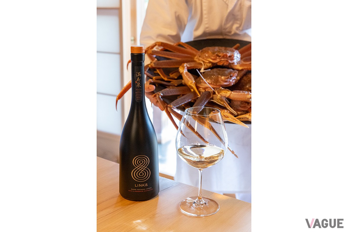 樽出しの「リンク8」をいただくと、日本酒のさらなる可能性が感じられました。