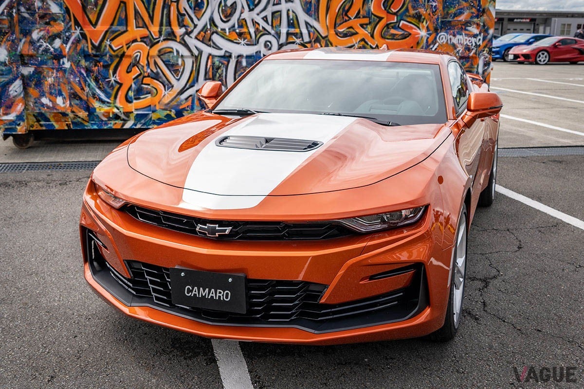 「シボレー ファン デイ2023」にて実車が初公開された、20台限定のスペシャルモデル、シボレー「カマロ ビビッドオレンジ・エディション」
