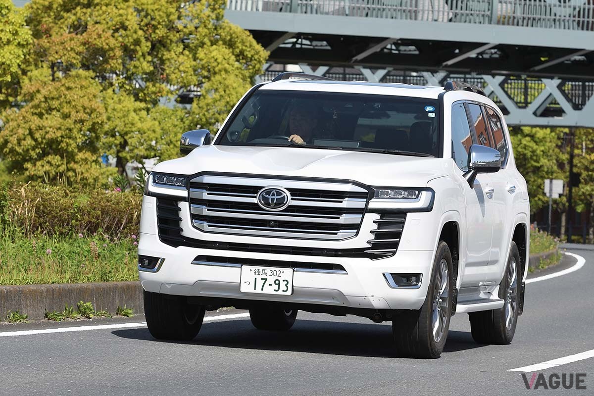 「信頼性・耐久性・悪路走破性」を体現する基本的なフレーム構造しながら、世界中のどんな道でも運転しやすく、疲れにくい走りを実現