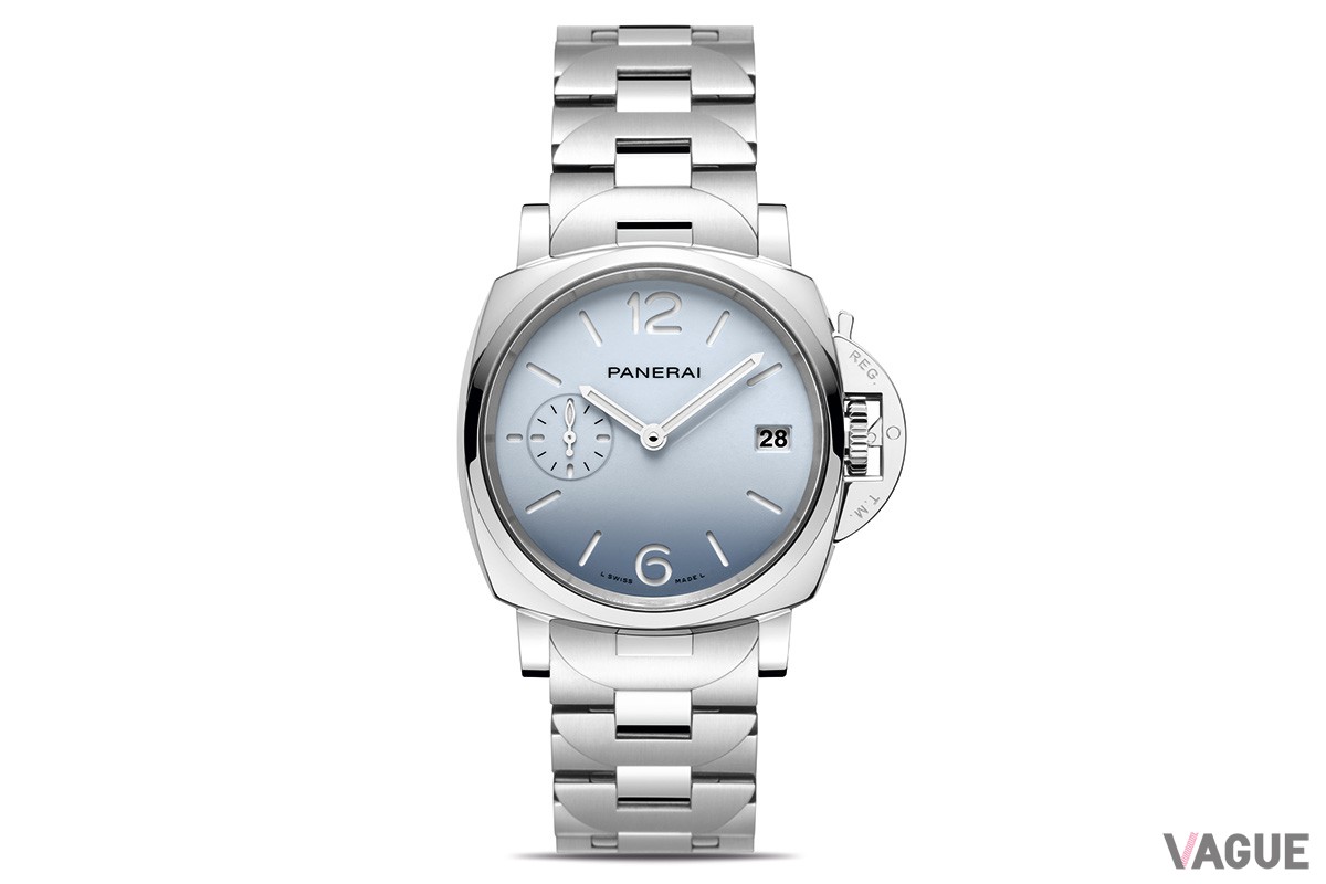 パステルライトブルーダイヤルの「PAM01309」。2枚のプレートを重ねたサンドイッチ文字盤は下側にスーパールミノバが施されており、夜間の視認性を確保。