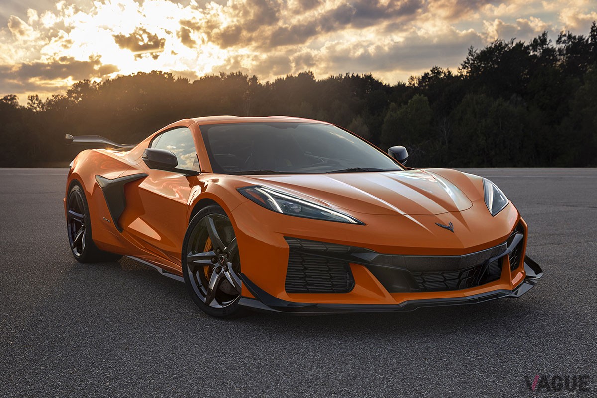 早期の日本上陸が期待されるシボレー「コルベットZ06」は670hp／623Nmを発生する5.5リッターV型8気筒DOHCエンジンを搭載