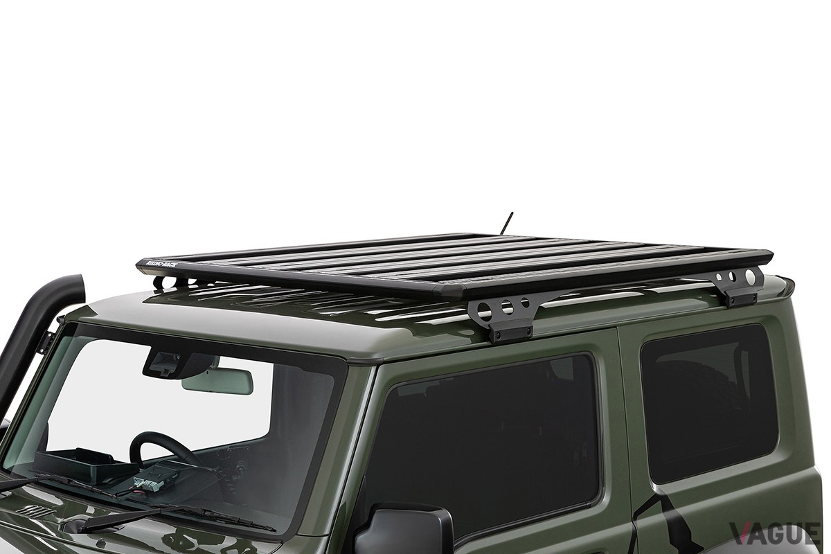 Rhino-Rackの「PIONEER PLATFORM ジムニーオーバーランディングキットROLS1」は、簡単に取りつけられて設置後の見た目も美しいジムニー専用のフラット型ルーフラック