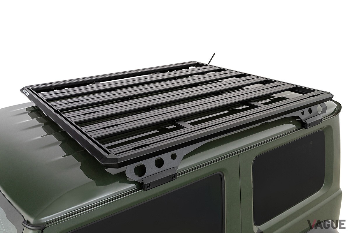 Rhino-Rackの「PIONEER PLATFORM ジムニーオーバーランディングキットROLS1」は、簡単に取りつけられて設置後の見た目も美しいジムニー専用のフラット型ルーフラック