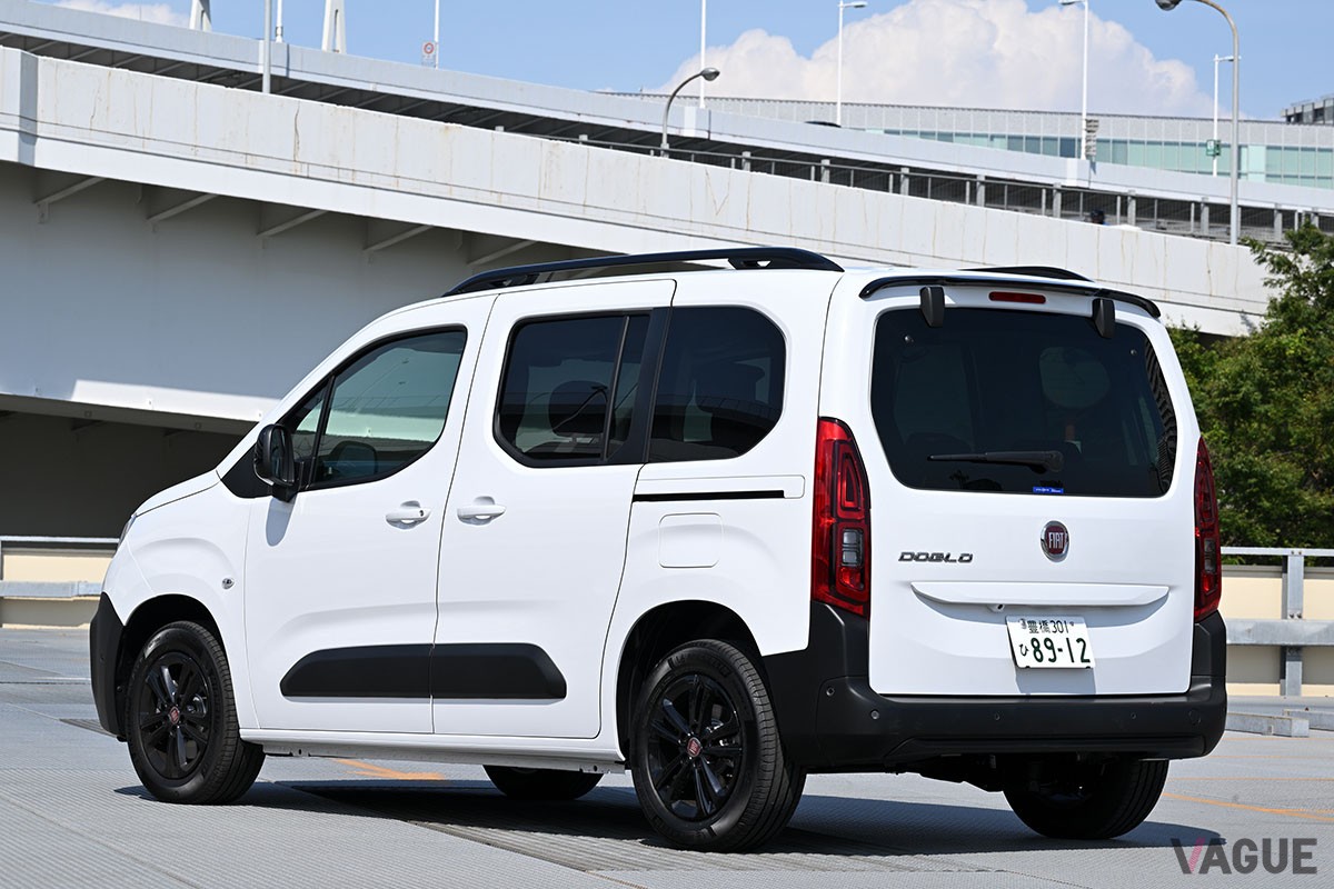 フィアットの人気ミニバン「ドブロ」