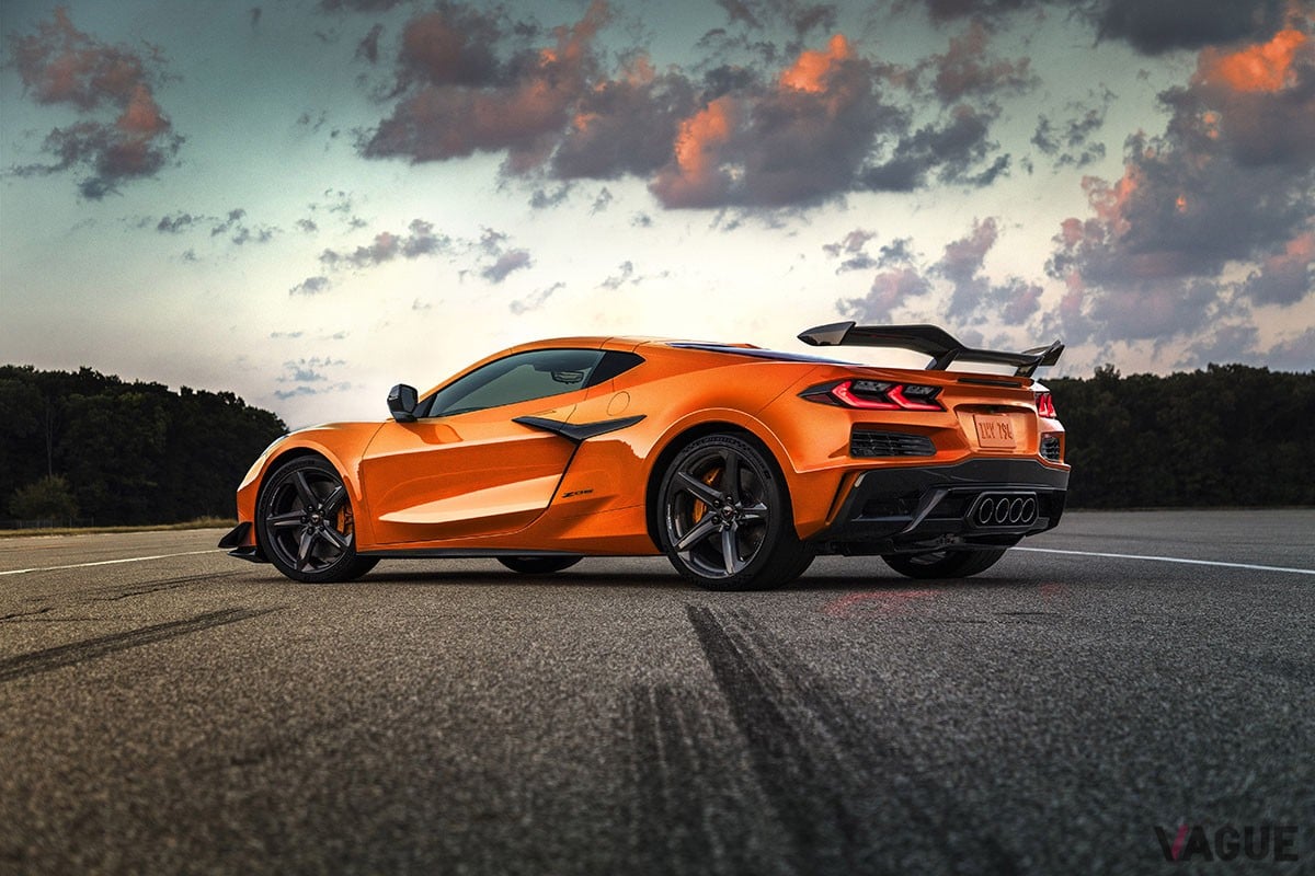 早期の日本上陸が期待されるシボレー「コルベットZ06」は670hp／623Nmを発生する5.5リッターV型8気筒DOHCエンジンを搭載