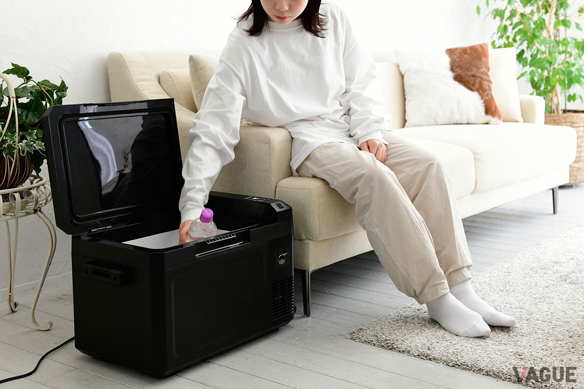 容量は25Lと35Lの2サイズ展開。容量25Lでも350ml缶が38本入るほど大容量！