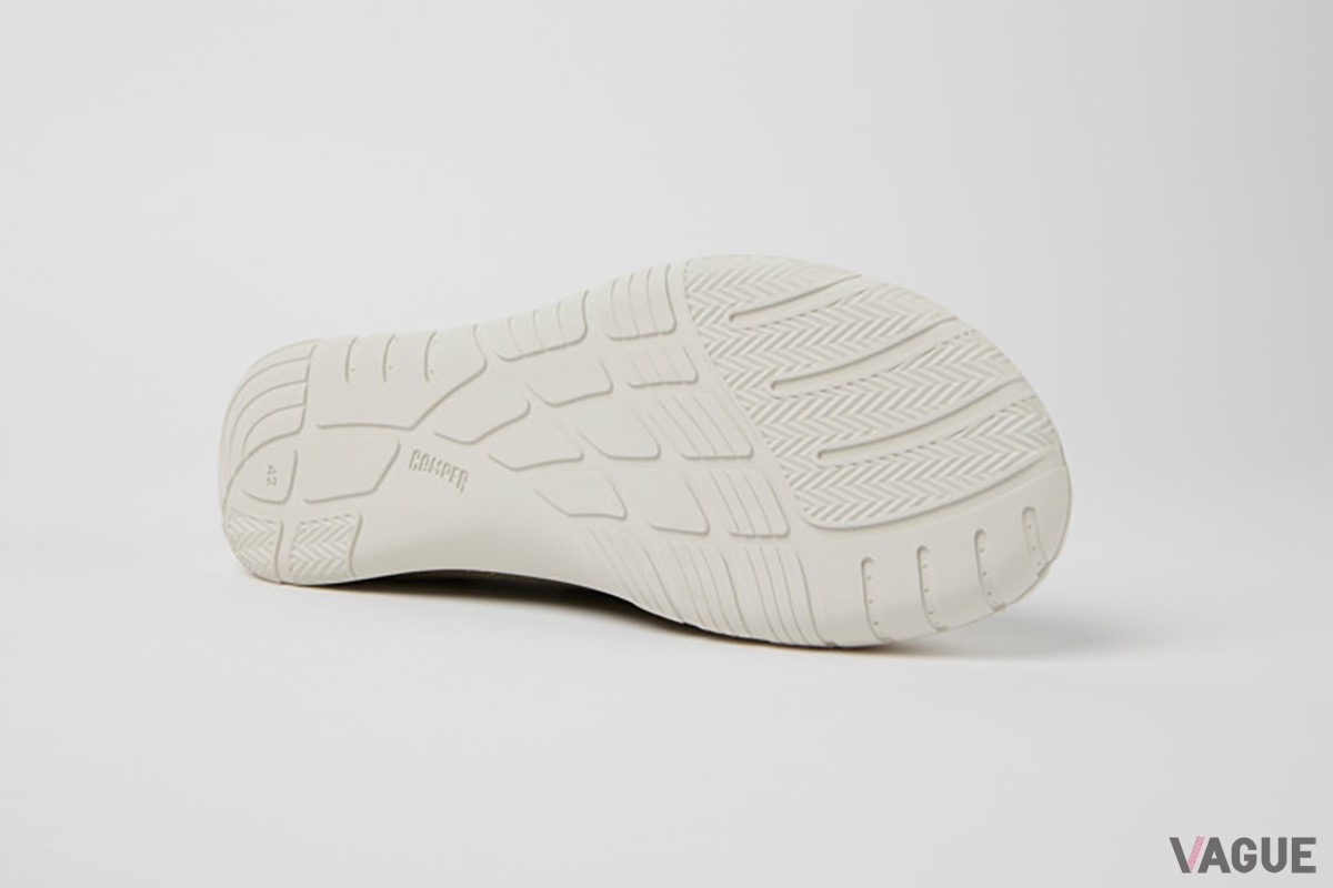 カンペール「PATH with Recycled PET Knit Uppers」