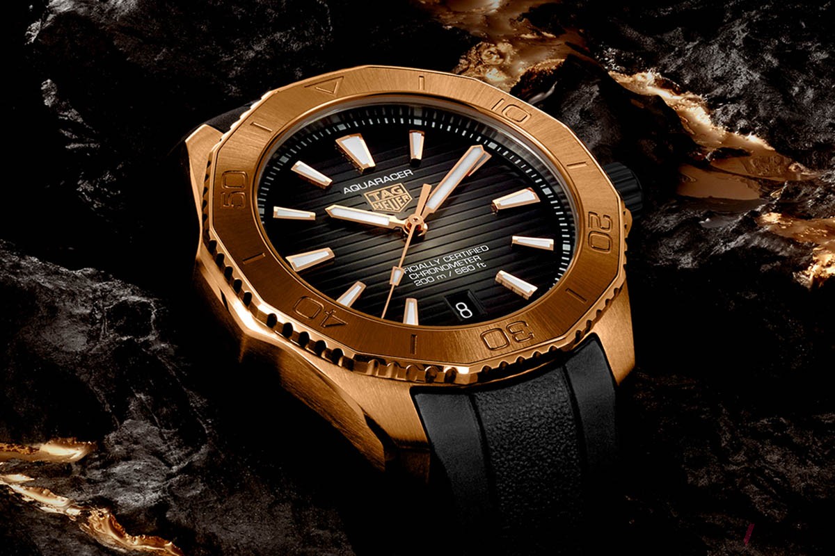 アクアレーサー プロフェッショナル200 （ソリッドローズゴールド）40mm