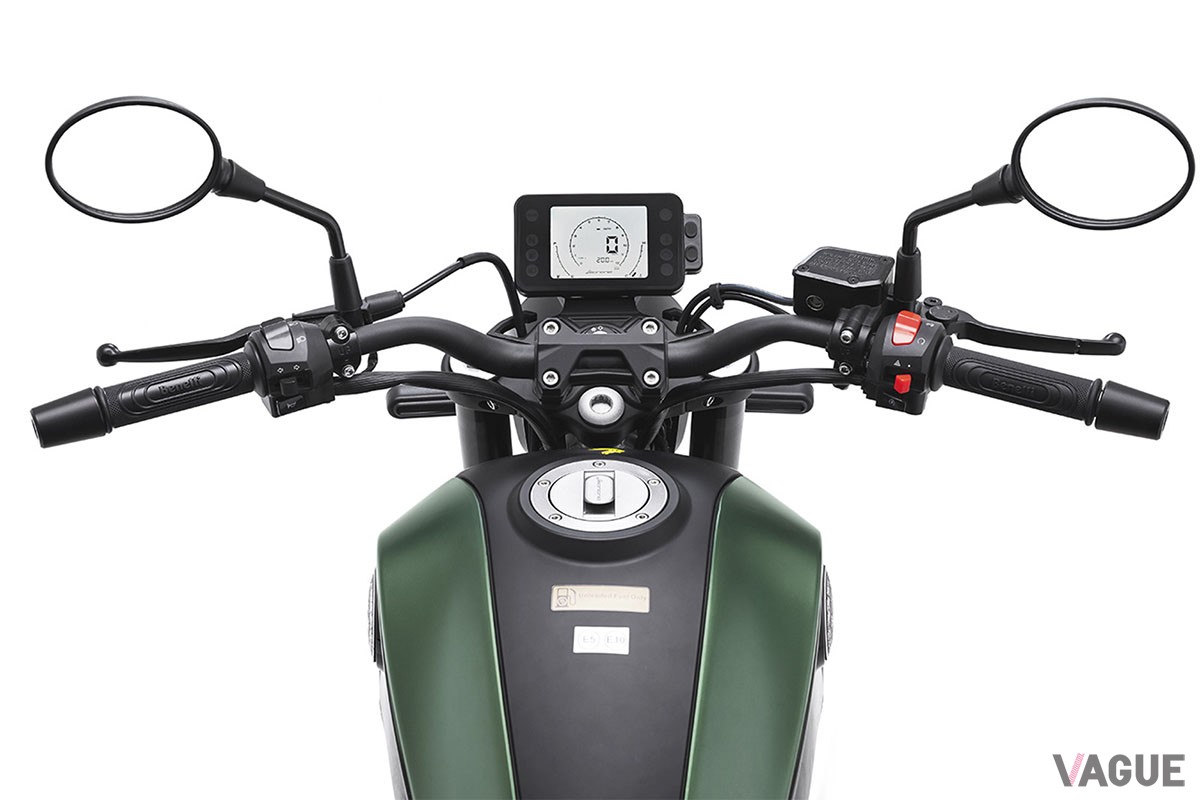 原付二種のフルサイズバイク・カテゴリーに投入されるベネリ「レオンチーノ125」は存在感あるルックスと軽快な走りが魅力的