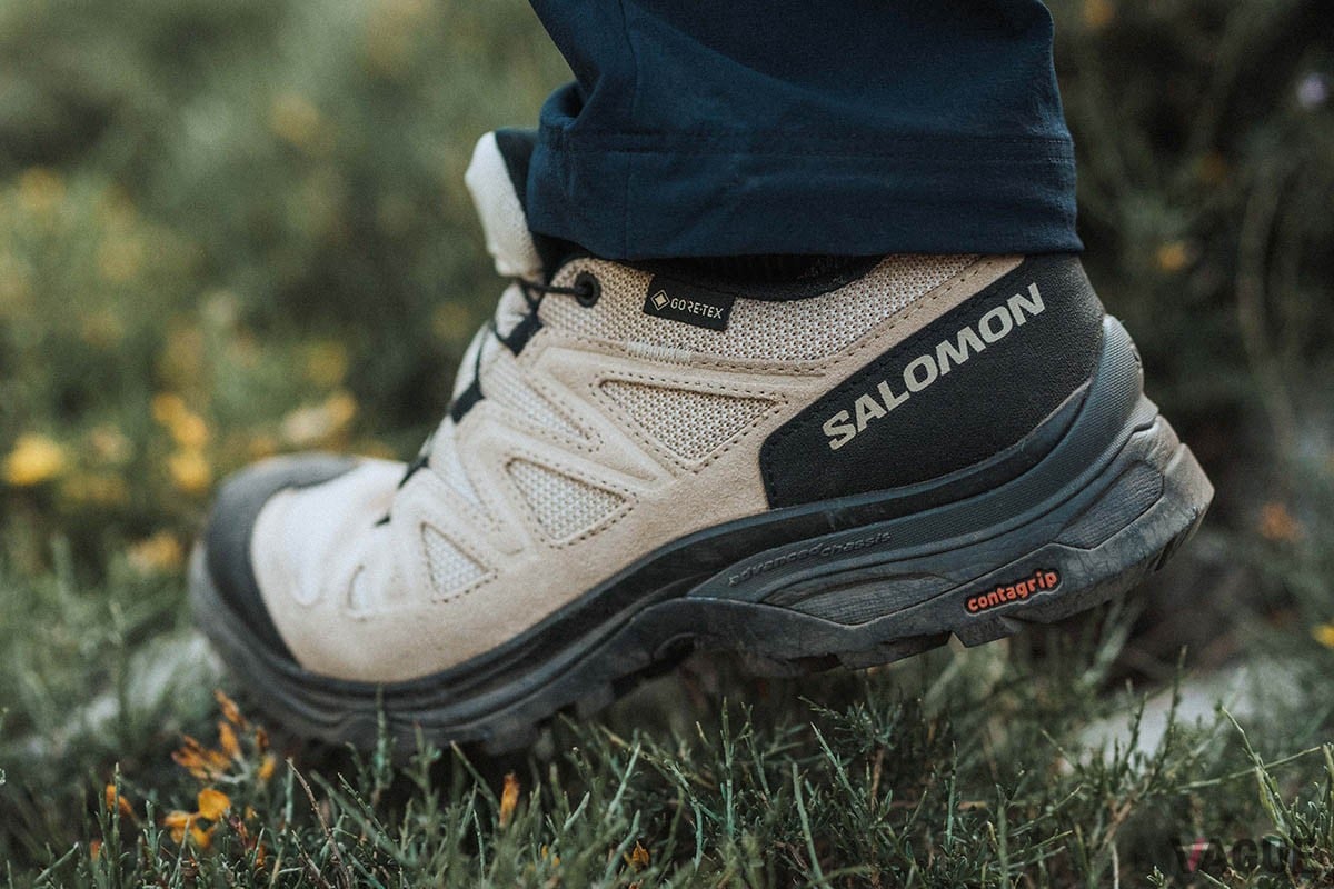 Salomonのトレッキングシューズ 24cm - 登山用品