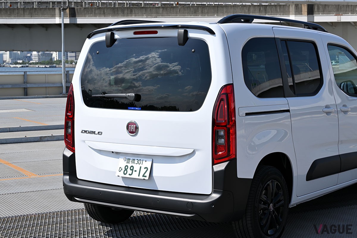 フィアットの人気ミニバン「ドブロ」