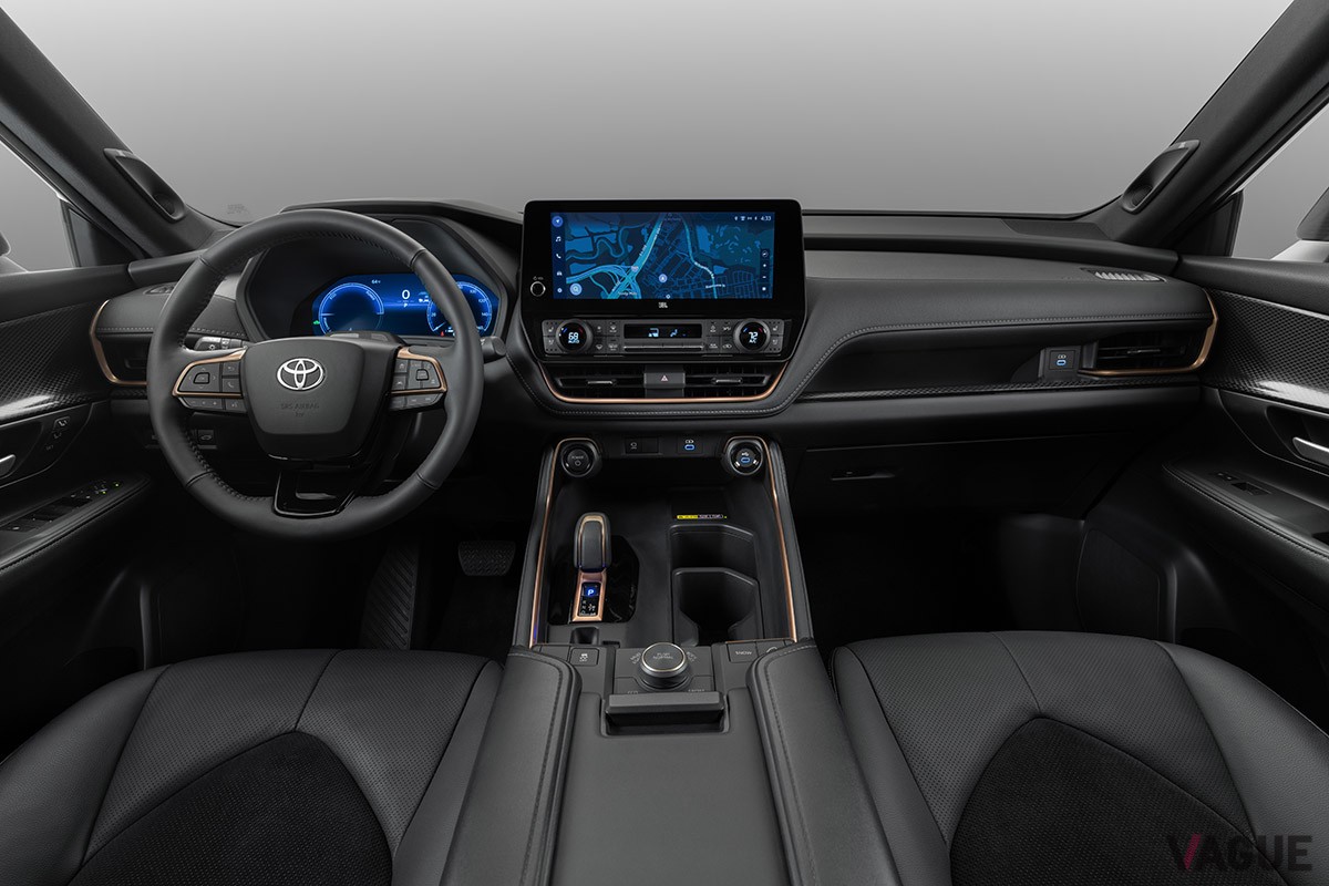 レクサス新型「TX」は、トヨタ「グランドハイランダー」がベースモデルになると見られている