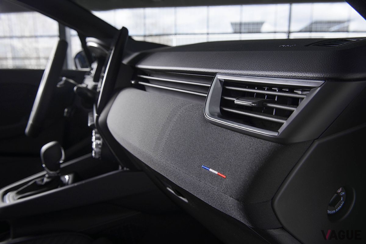 欧州で発表されたルノー改良新型「クリオ（日本名：ルーテシア）」のインテリア