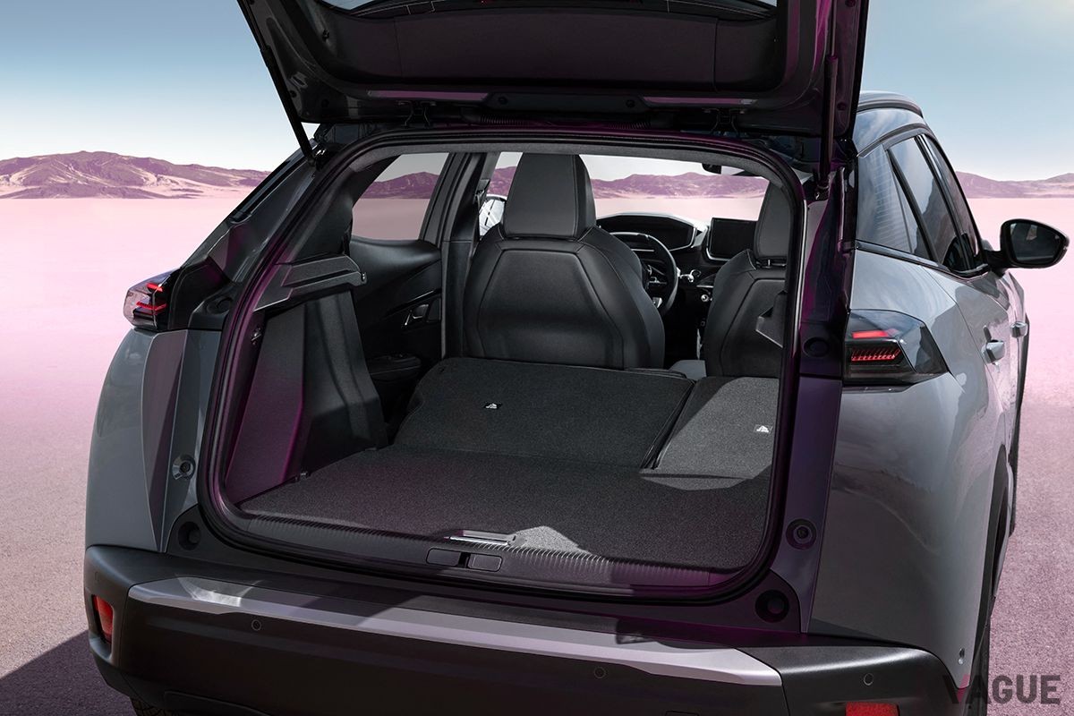 プジョー改良新型「E-2008」の荷室