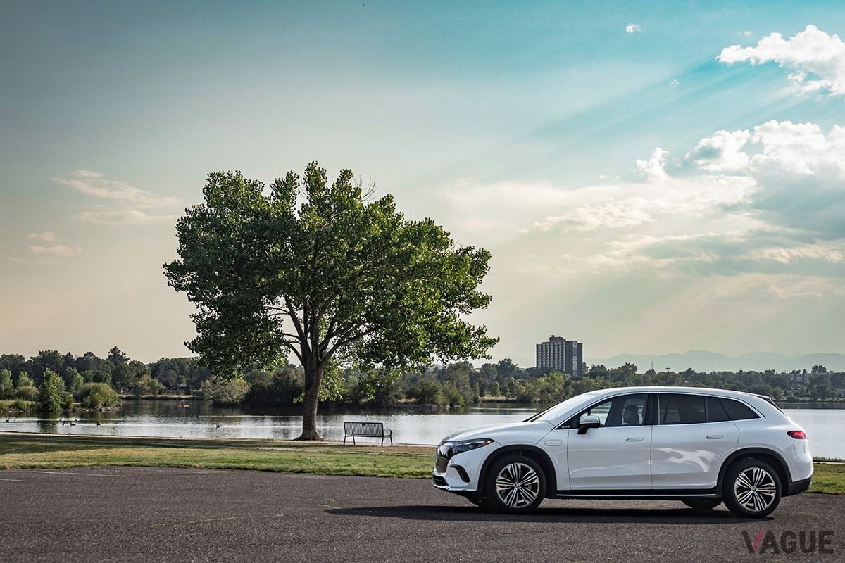メルセデス・ベンツ新型「EQS SUV」