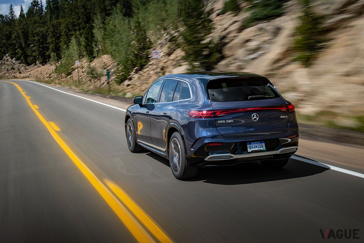 メルセデス・ベンツ新型「EQS SUV」