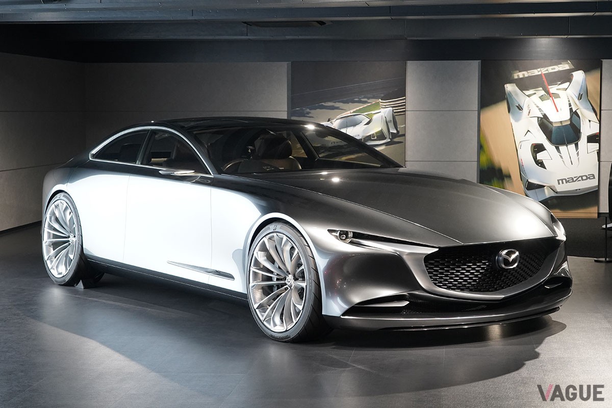 残念ながら開発はストップしていると推測されるマツダ「VISION COUPE」