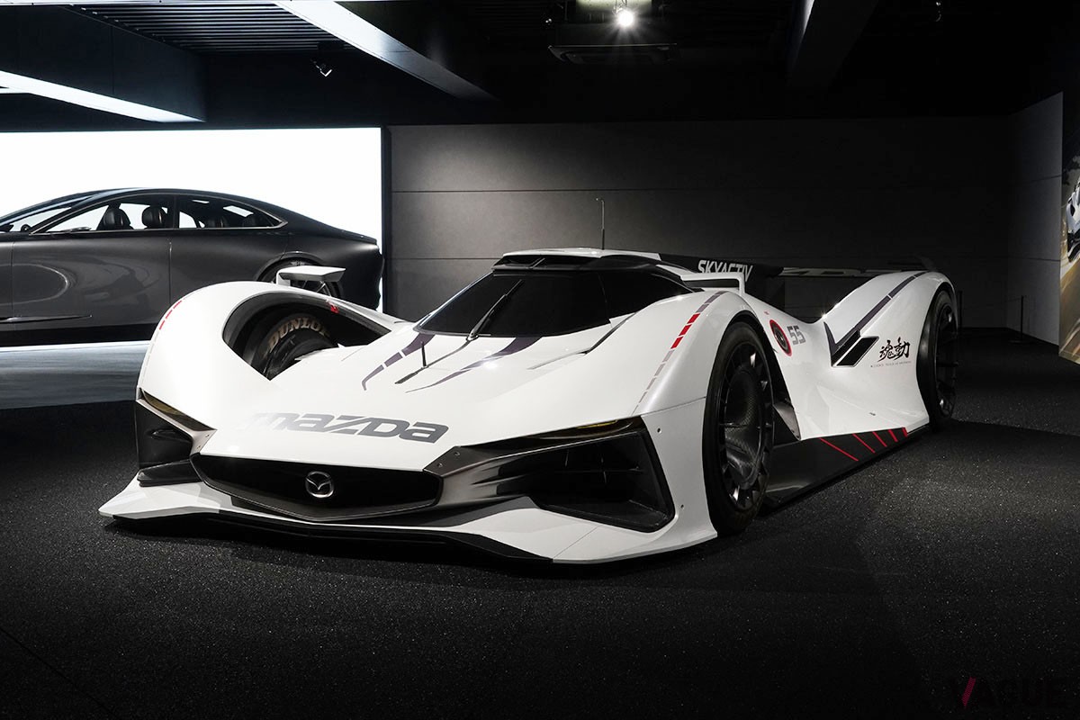 『グランツーリスモ』とのコラボレーションから生まれた「LM55 ビジョン グランツーリスモ」