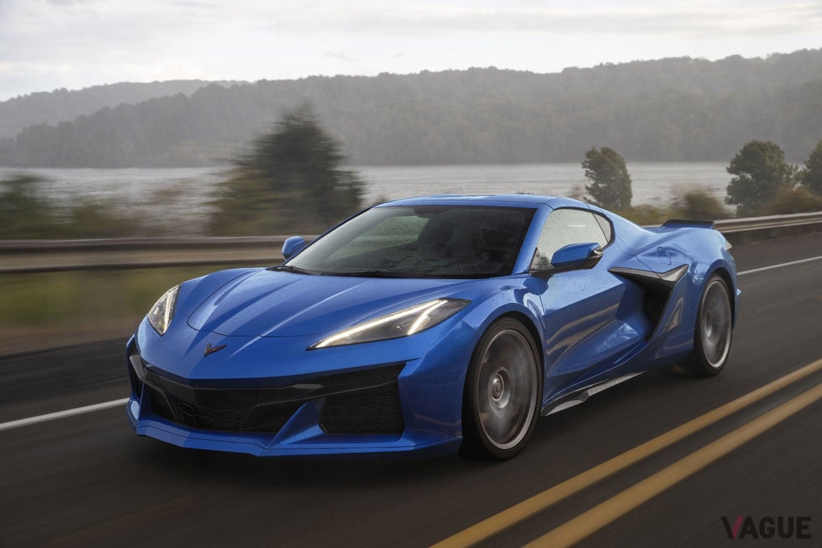 早期の日本上陸が期待されるシボレー「コルベットZ06」は670hp／623Nmを発生する5.5リッターV型8気筒DOHCエンジンを搭載